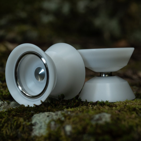 Short King / White