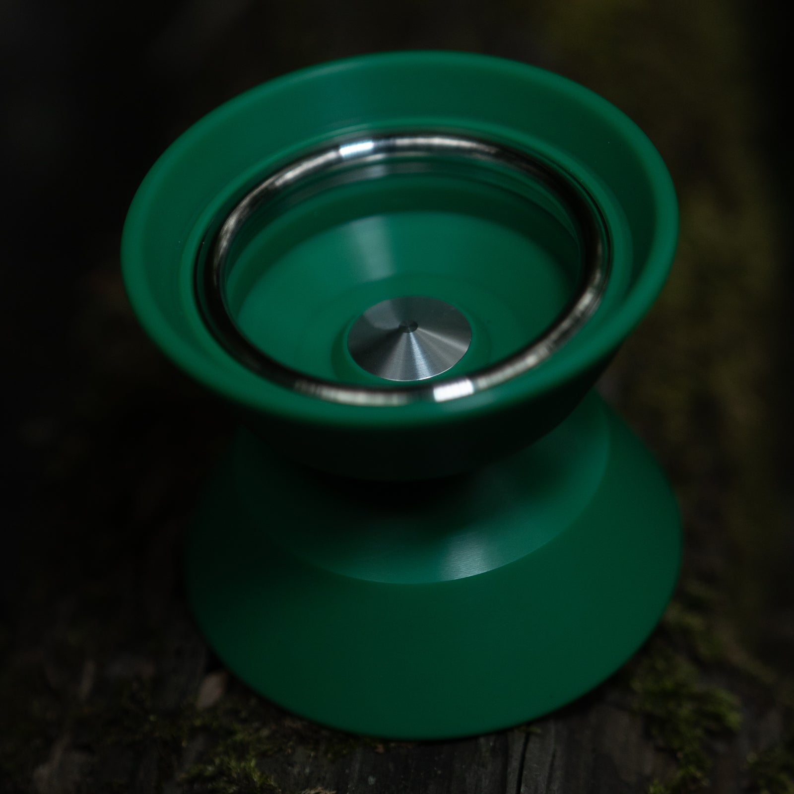 Short King / Green | mowl International Online Store