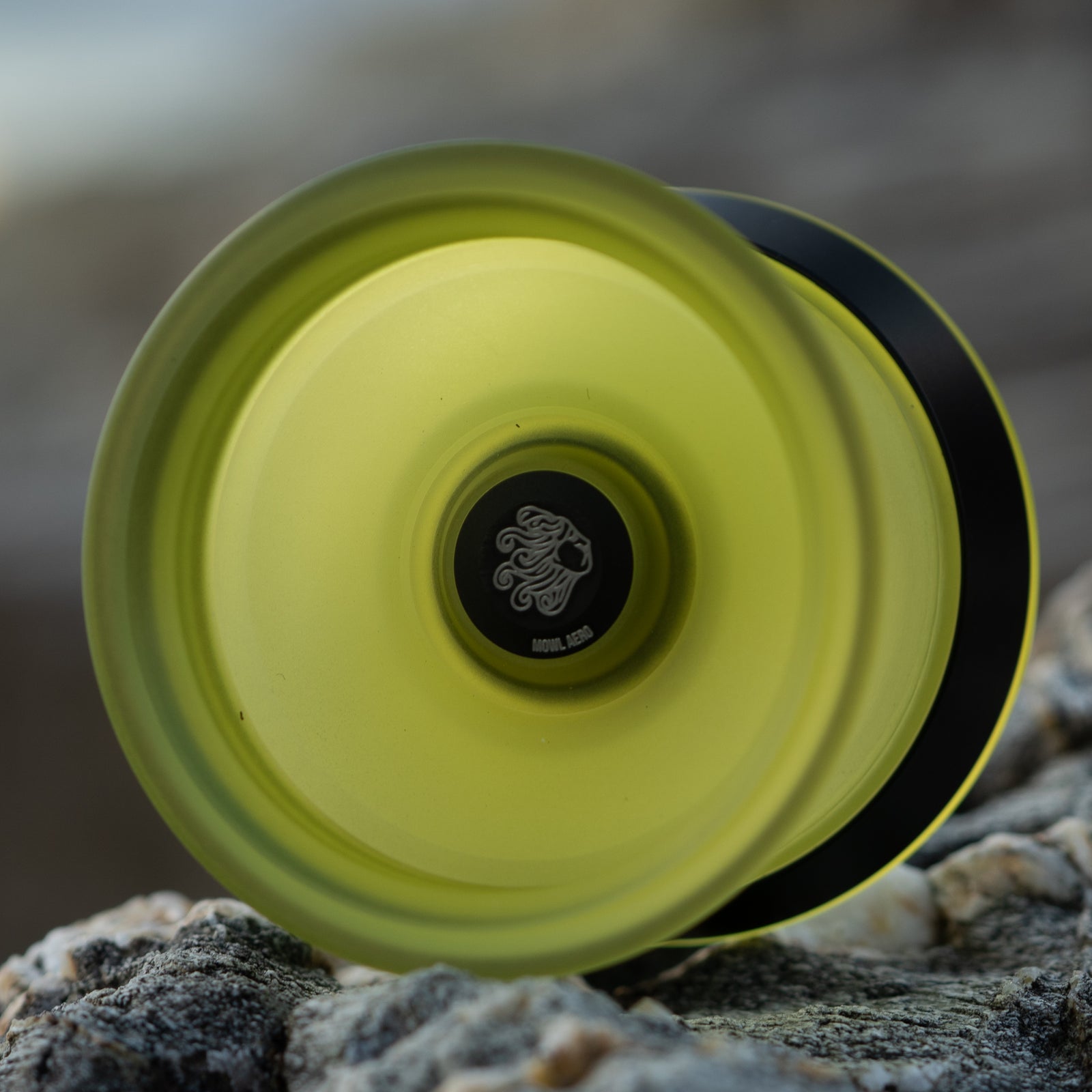 Aero / Amber | mowl International Online Store