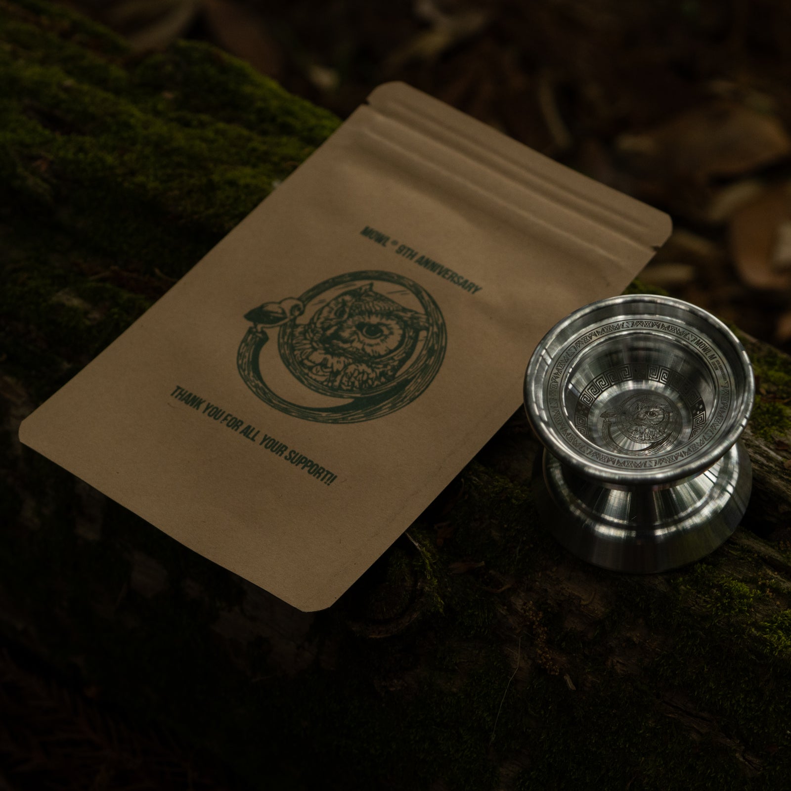 M 9th Anniversary Edition / Raw | mowl Online Store