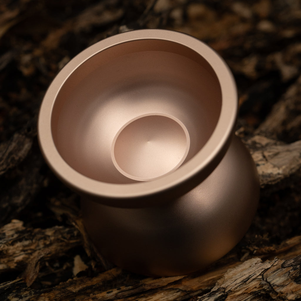 Q / Dawn Gold