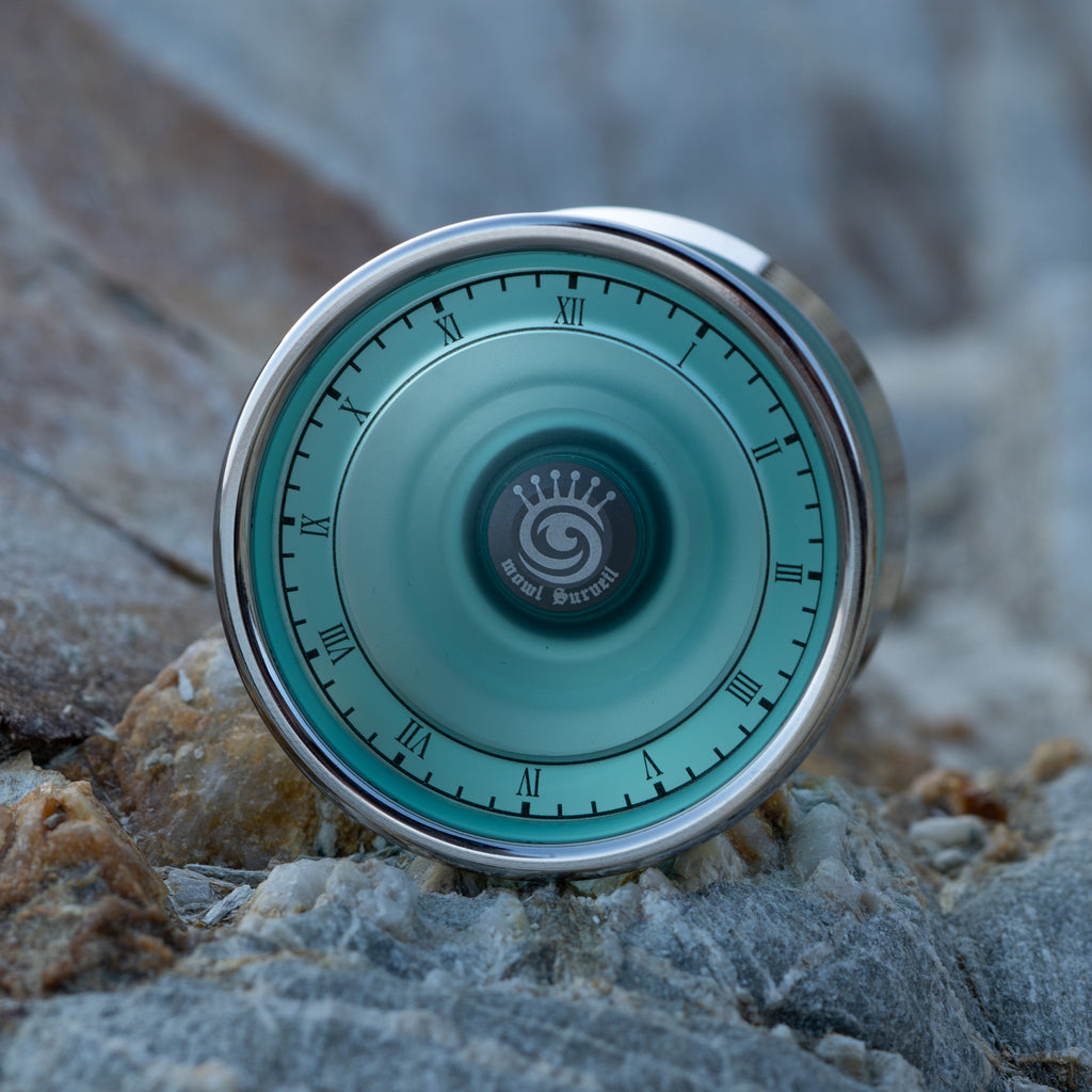 Surveil T Green / Polished Silver Rim