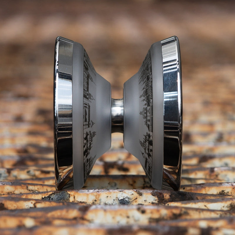 Surveil Ukraine Edition / Clear Polished Silver Rim