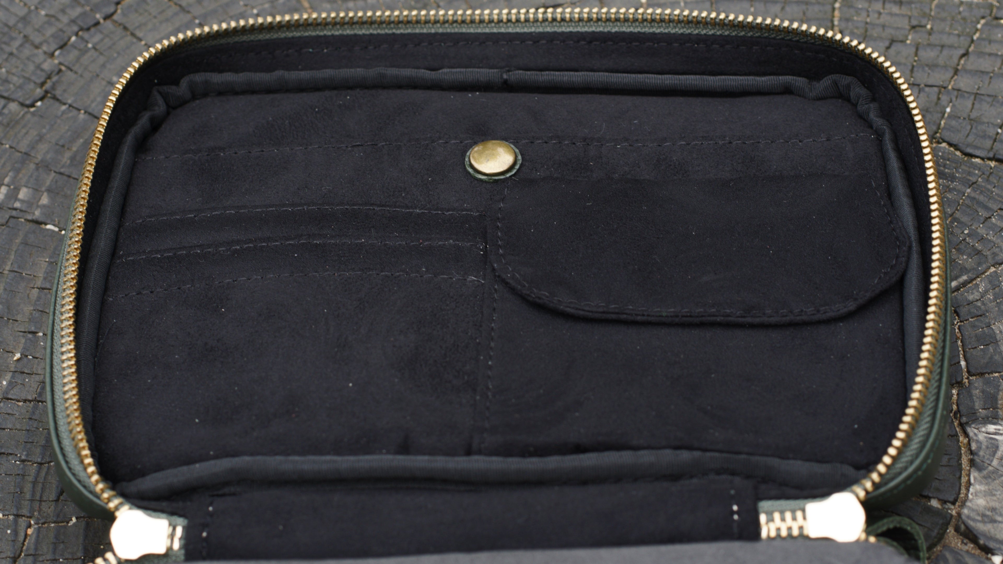 Leather Yo-Yo Bag / Dark Green / M size